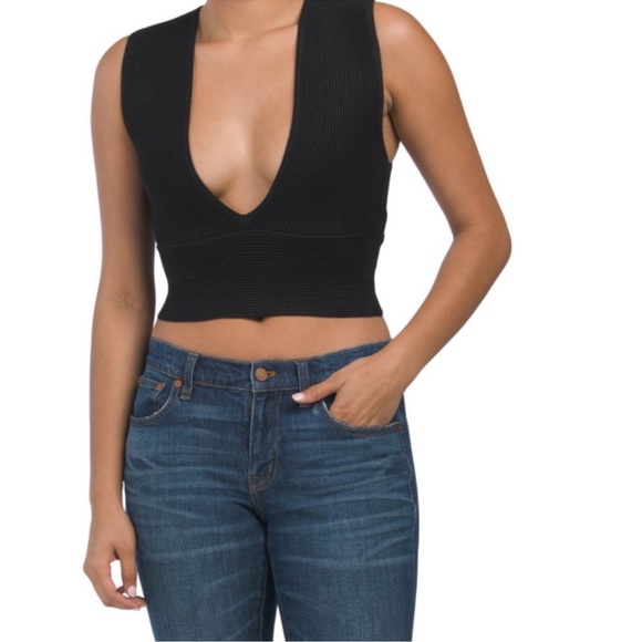 NWT House of Harlow 1960 Ribbed Knit Cropped Top - Picture 2 of 6